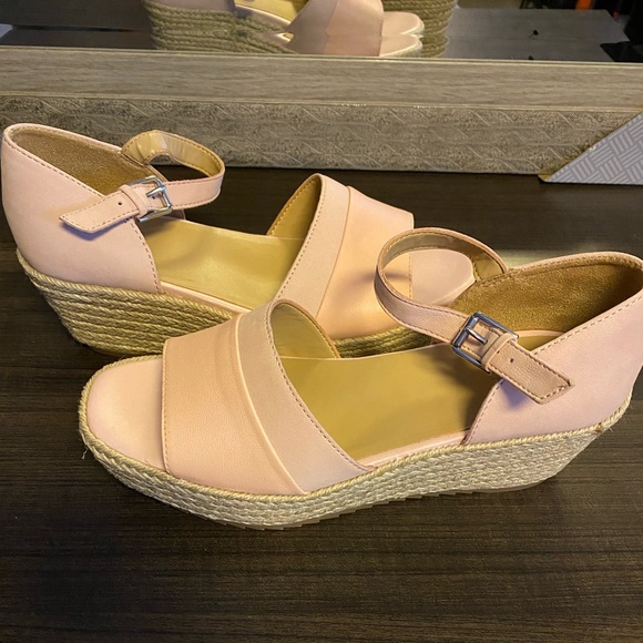 Naturalizer Opal  wedges - Picture 3 of 5